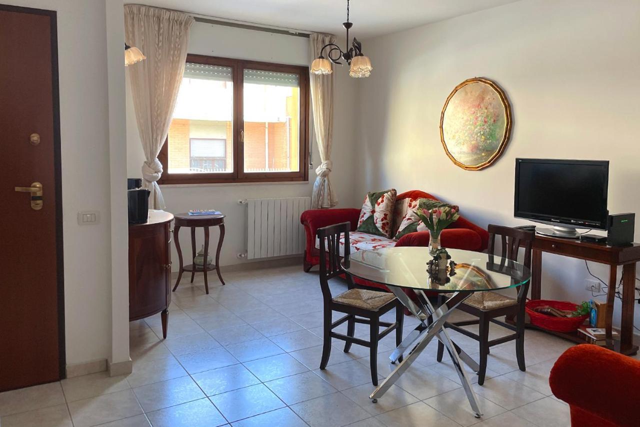 Aristanis Home Vacation Apartment Oristano Eksteriør billede